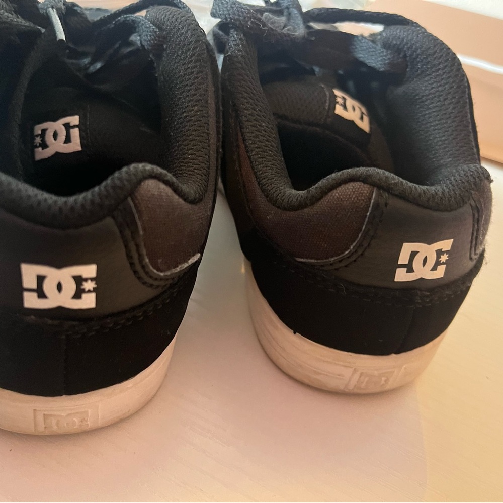 USED Men’s Manteca 4 shoes